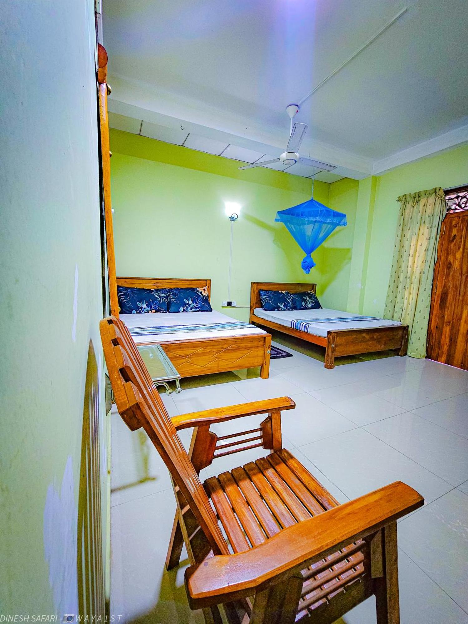 Dinesh Safari Homestay Udawalawe Exterior photo